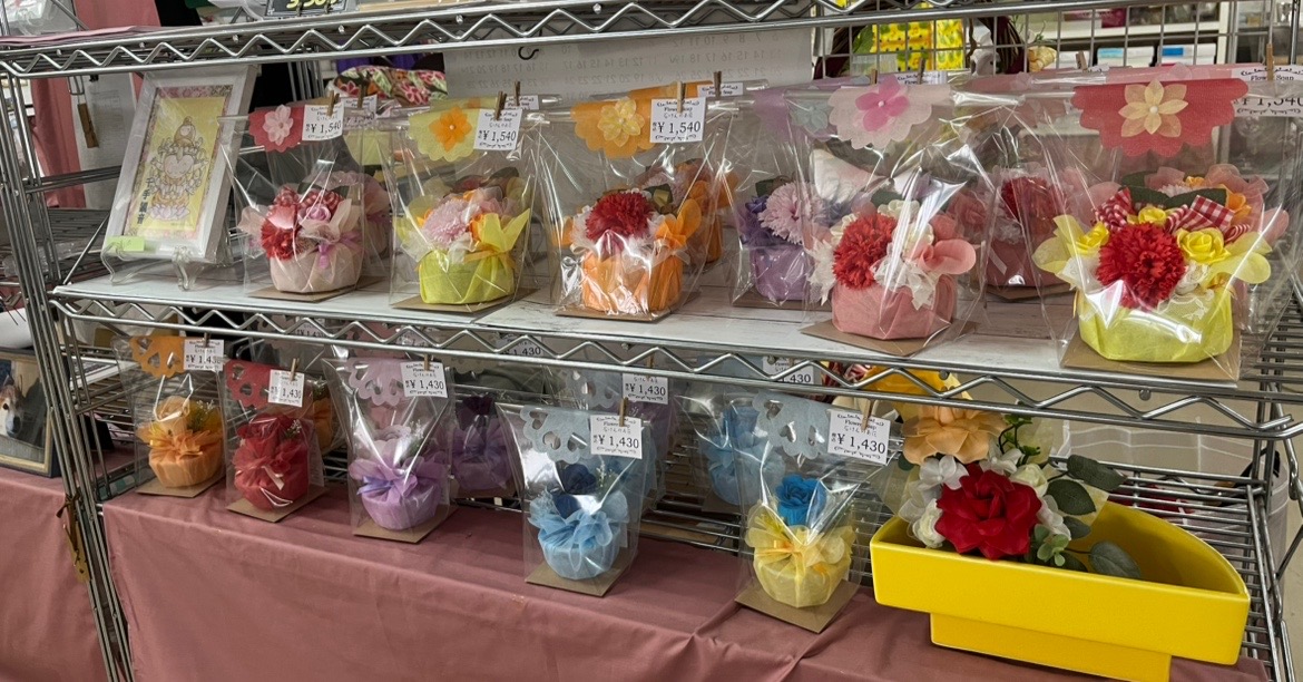 母の日にもピッタリな「フラワーソープ」を販売している「ファンシーチコ」