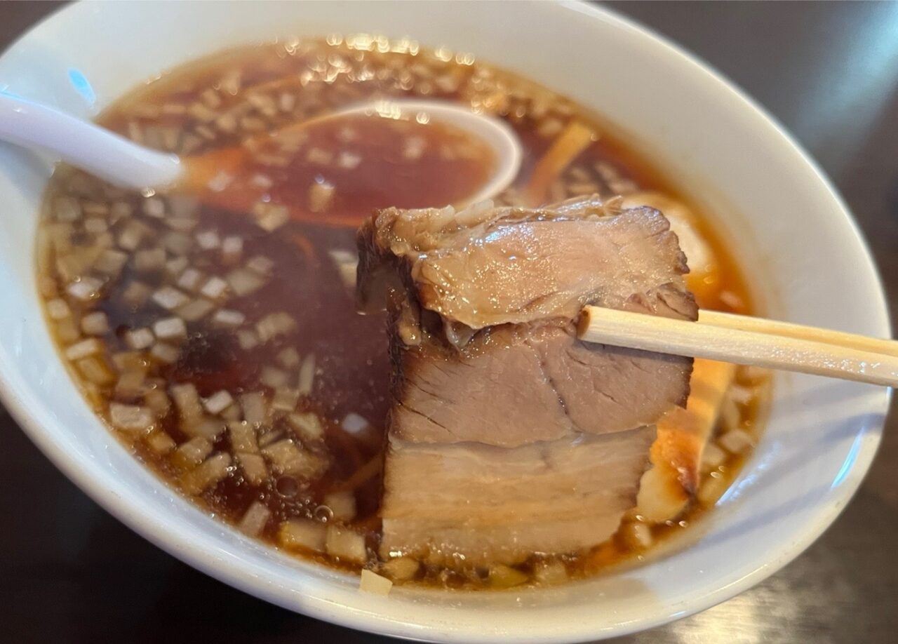 西いやさか通り沿いにあるラーメン屋さん「和田くん家」