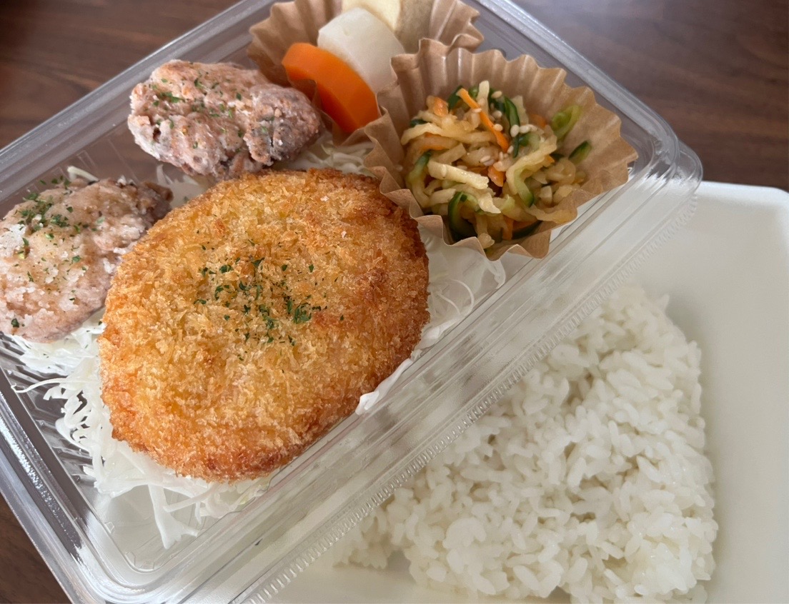 木更津市富士見にある大人気お弁当屋さん｢hanahaco BENTO｣